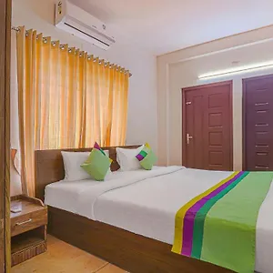 Treebo Trend Oryx Homes 3*, Kochi India